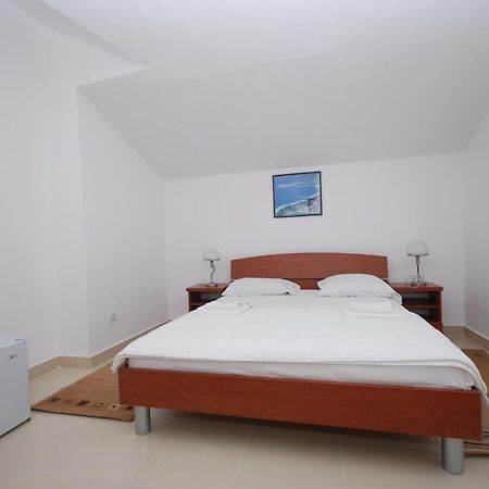 Pansion Anita Hotel Budva Buitenkant foto